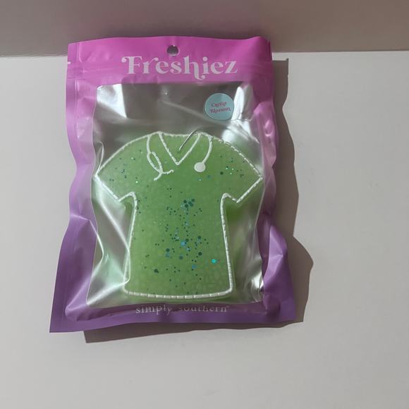 SIMPLY SOUTHERN FRESHIEZ AIR FRESHENERS Nurse Scrub Life Cactus Blossom - Picture 2 of 3